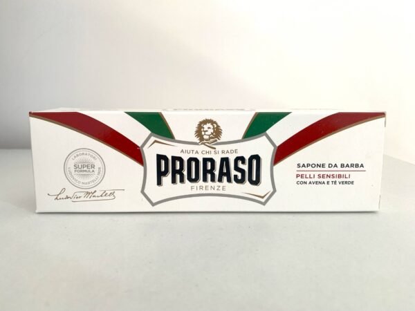Crema de afeitar en tubo Proraso blanco pieles sensibles 150 ml