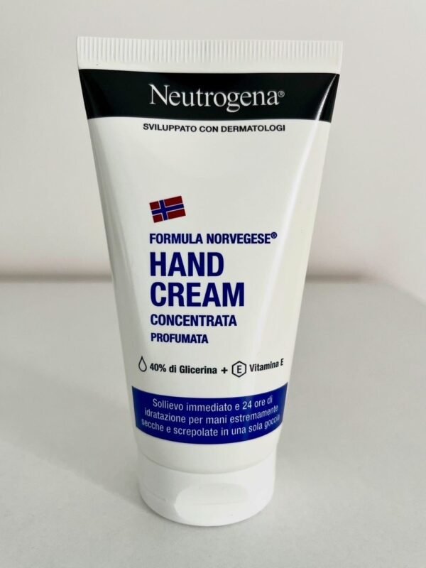 crema_manos_neutrogena_concentrada_con_perfume_1 Crema para manos Neutrogena Fórmula Noruega concentrada con perfume 75 ml