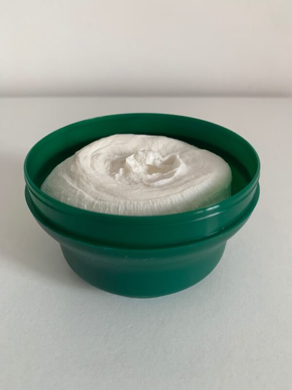 jabon_de_afeitar_en_tazon_proraso_verde_refrescante_4 Crema de afeitar en tazón Proraso verde refrescante 150 ml