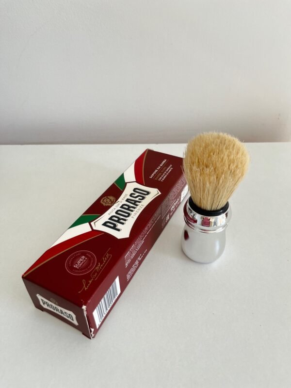 Kit de afeitado Proraso crema de afeitar roja en tubo + brocha